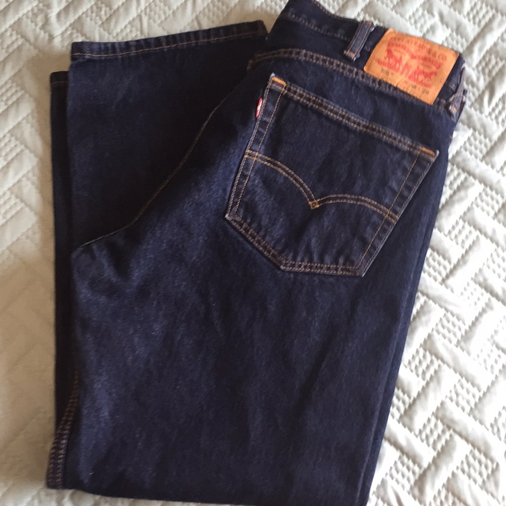 Men’s Levi’s 505’s 38 x 29 dark wash Zipper fly